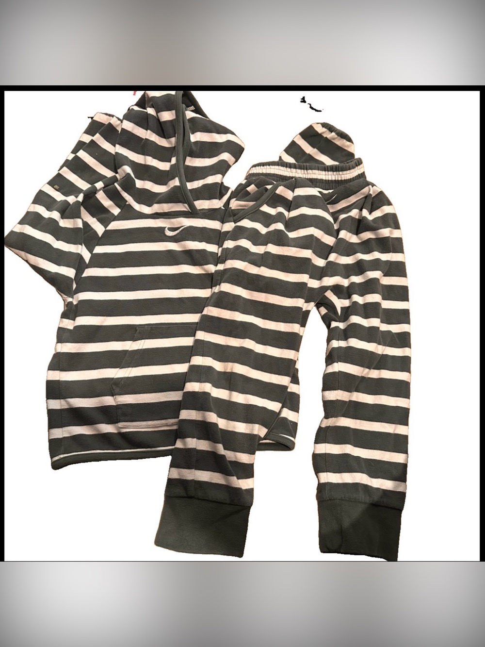 Nike Kids Striped Hooded Puffer Set in Dark Green and Cream